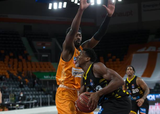 员在压力下 员在压力下